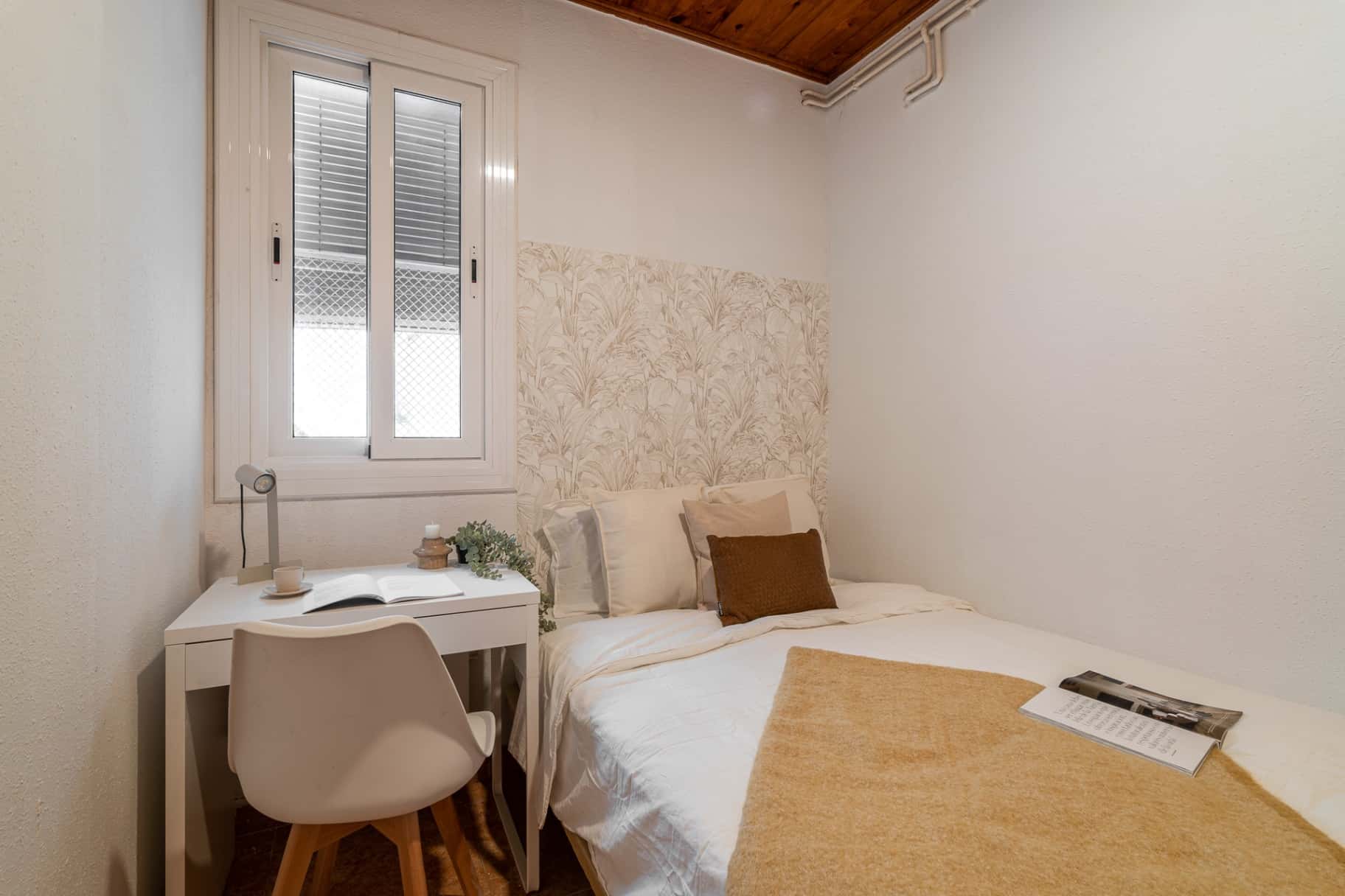 Habitacion privada en Carrer d'Aragó,  L'Eixample,  Barcelona