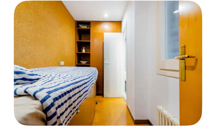 Habitación en Carrer de Roca i Batlle, Barcelona