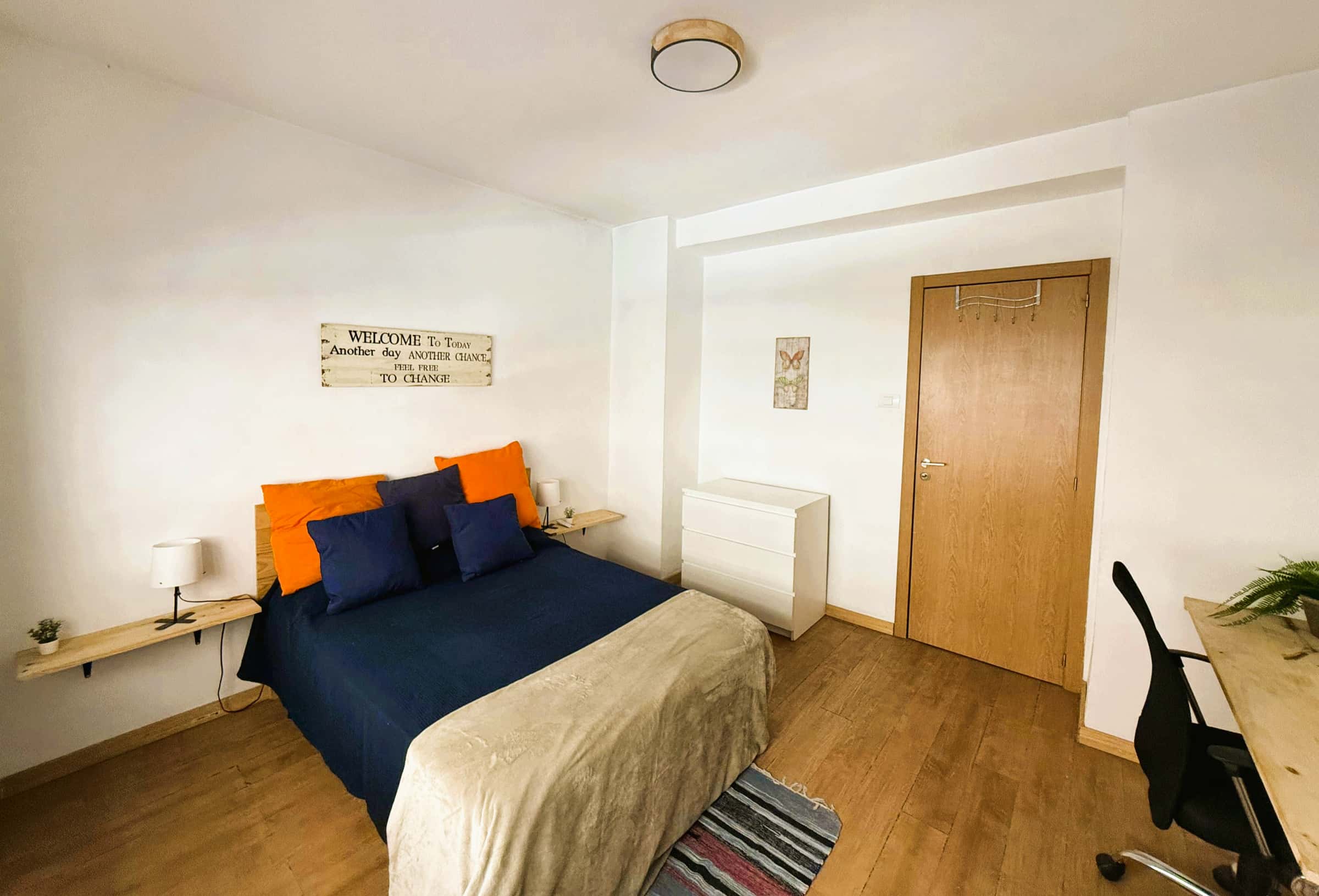 Calle Capitanes de Ripoll H1 apt 9