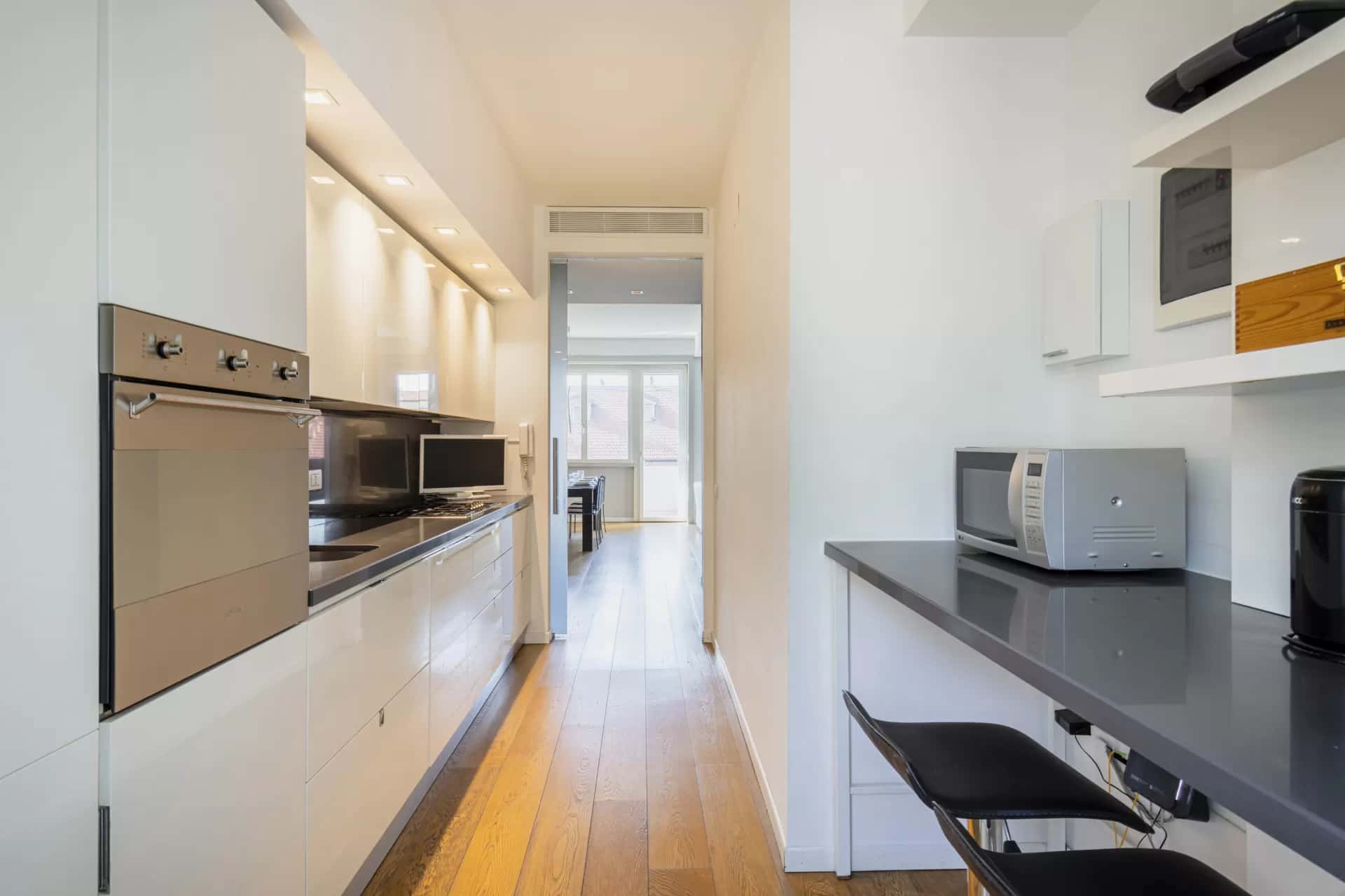 Apartment Milan, 2 beds — photo 11
