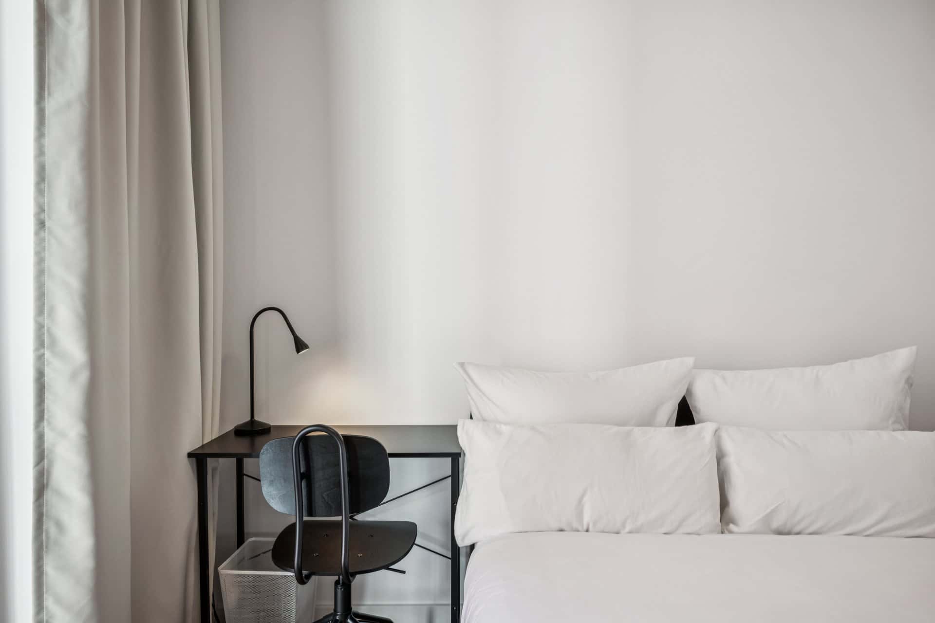 Room in Stromstraße, Berlin for 58 m² with 3 bedrooms