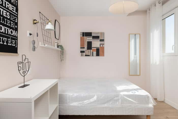 Listing photo thumbnail