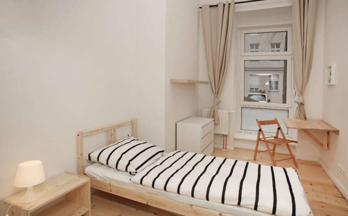 Listing photo thumbnail