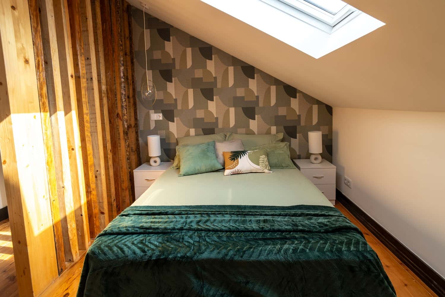 Room 2 - 105. Avenida da Liberdade 262 5D