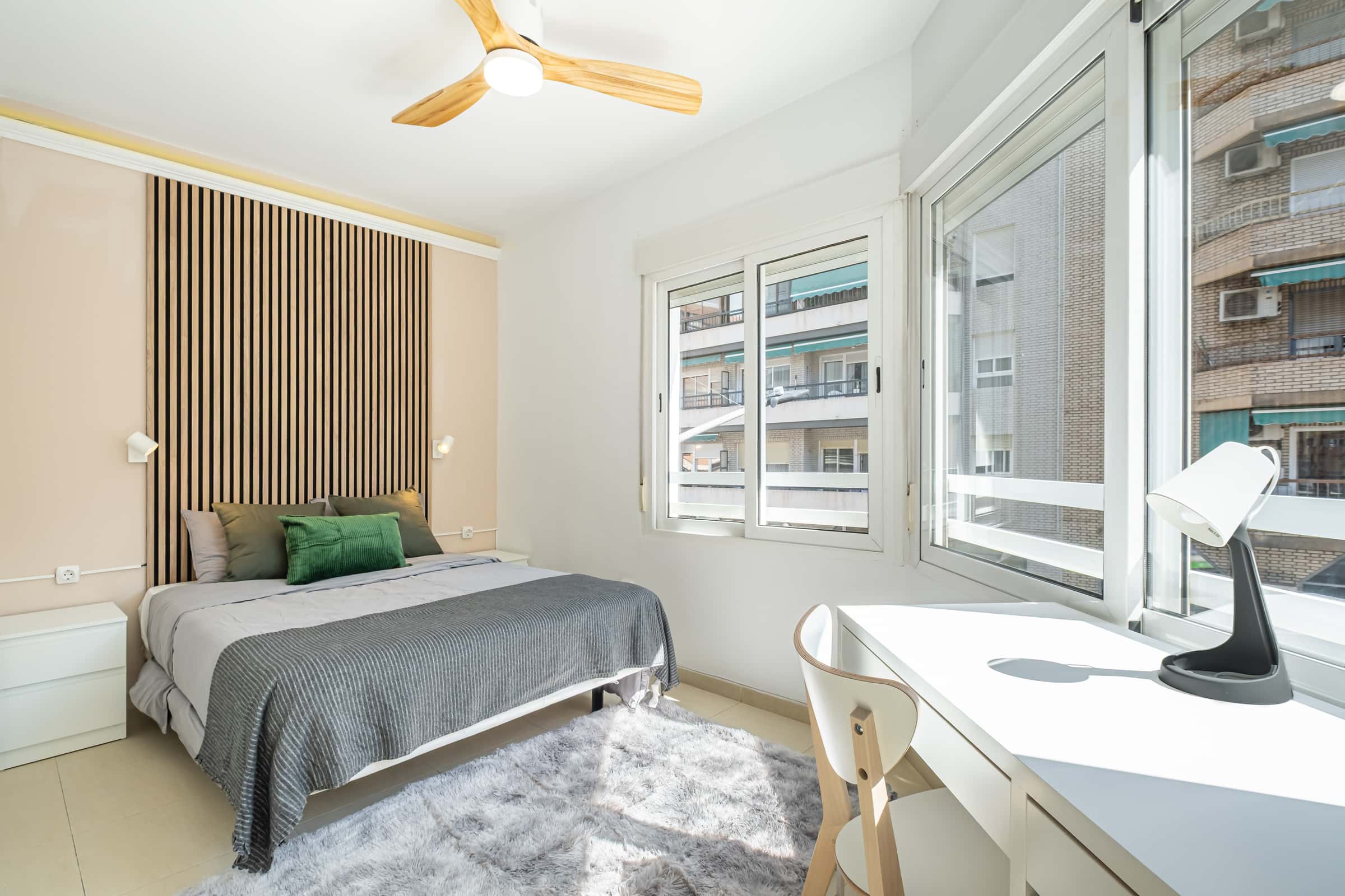 Zimmer in Avenida de Aguilera, Alicante (Alacant) für 80 m² mit 4 Schlafzimmer