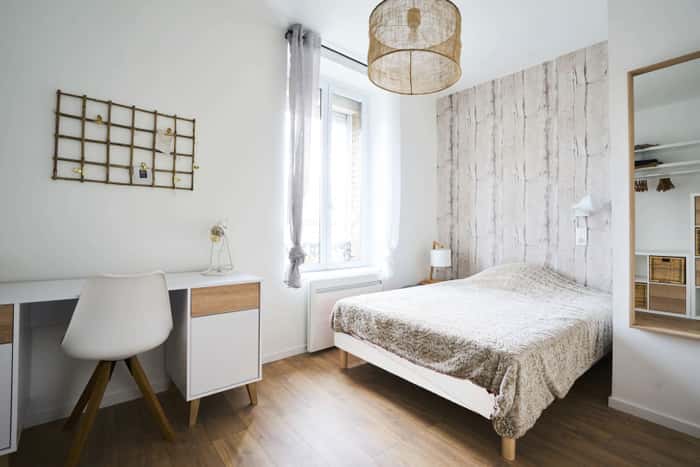 Listing photo thumbnail