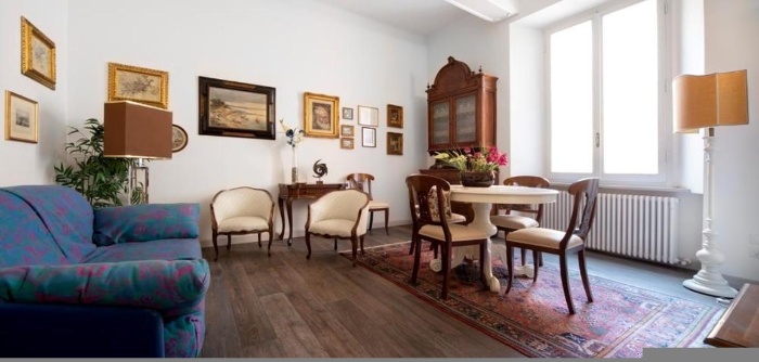 Listing photo thumbnail