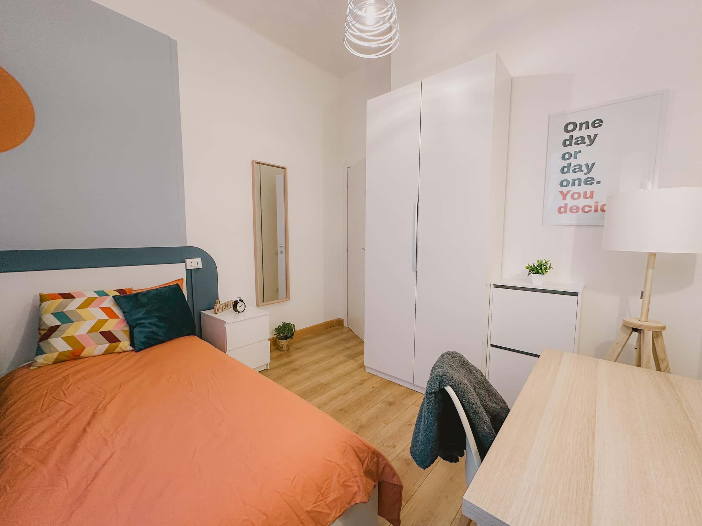 Via G. Domenico Romagnosi, 26 - Stanza 88