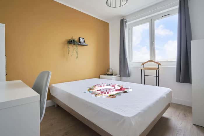 Listing photo thumbnail