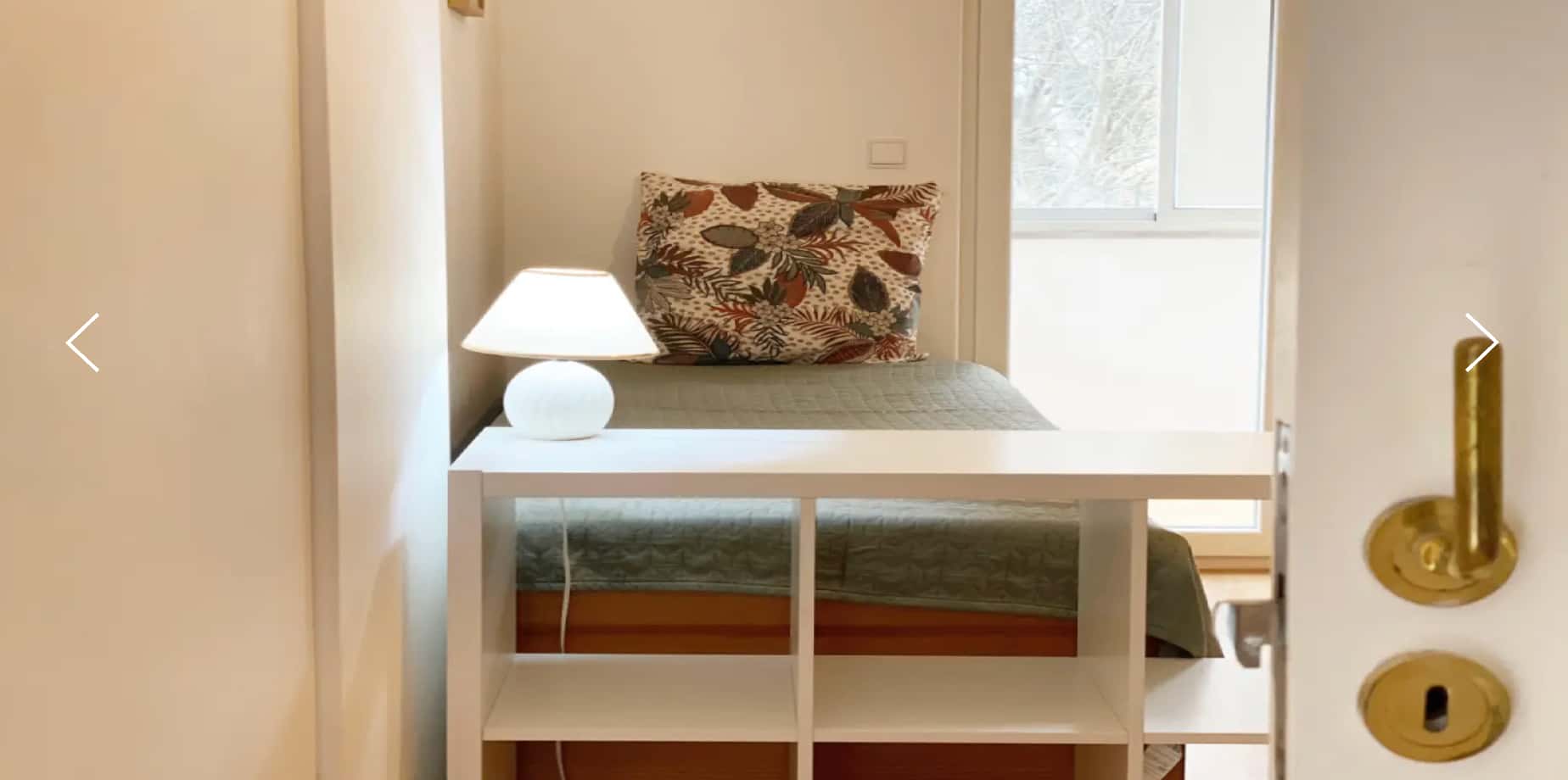 2-bedroom apartment for rent to postgraduate students in Algés