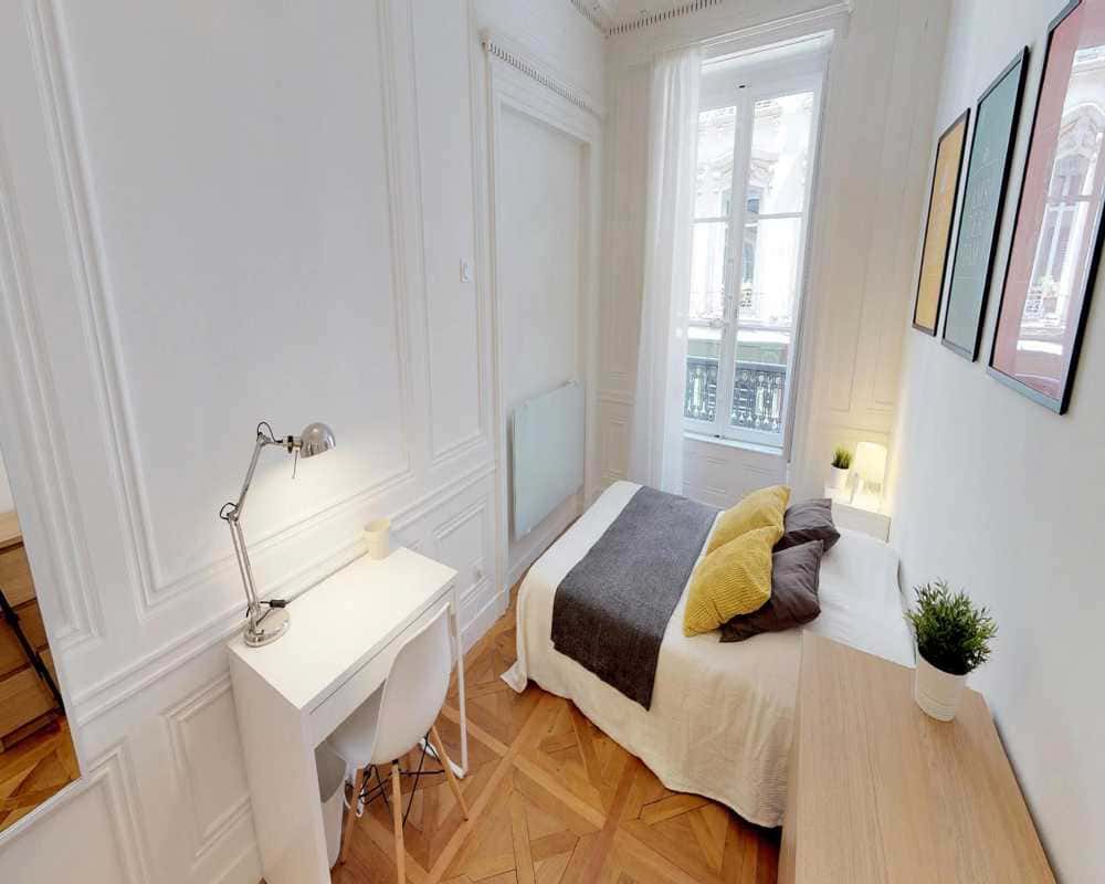 Chambre dans le rue Jarente