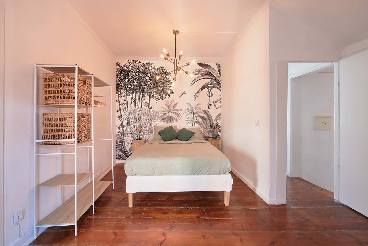 Room 12 - 43. Largo Domingos Tendeiro 14