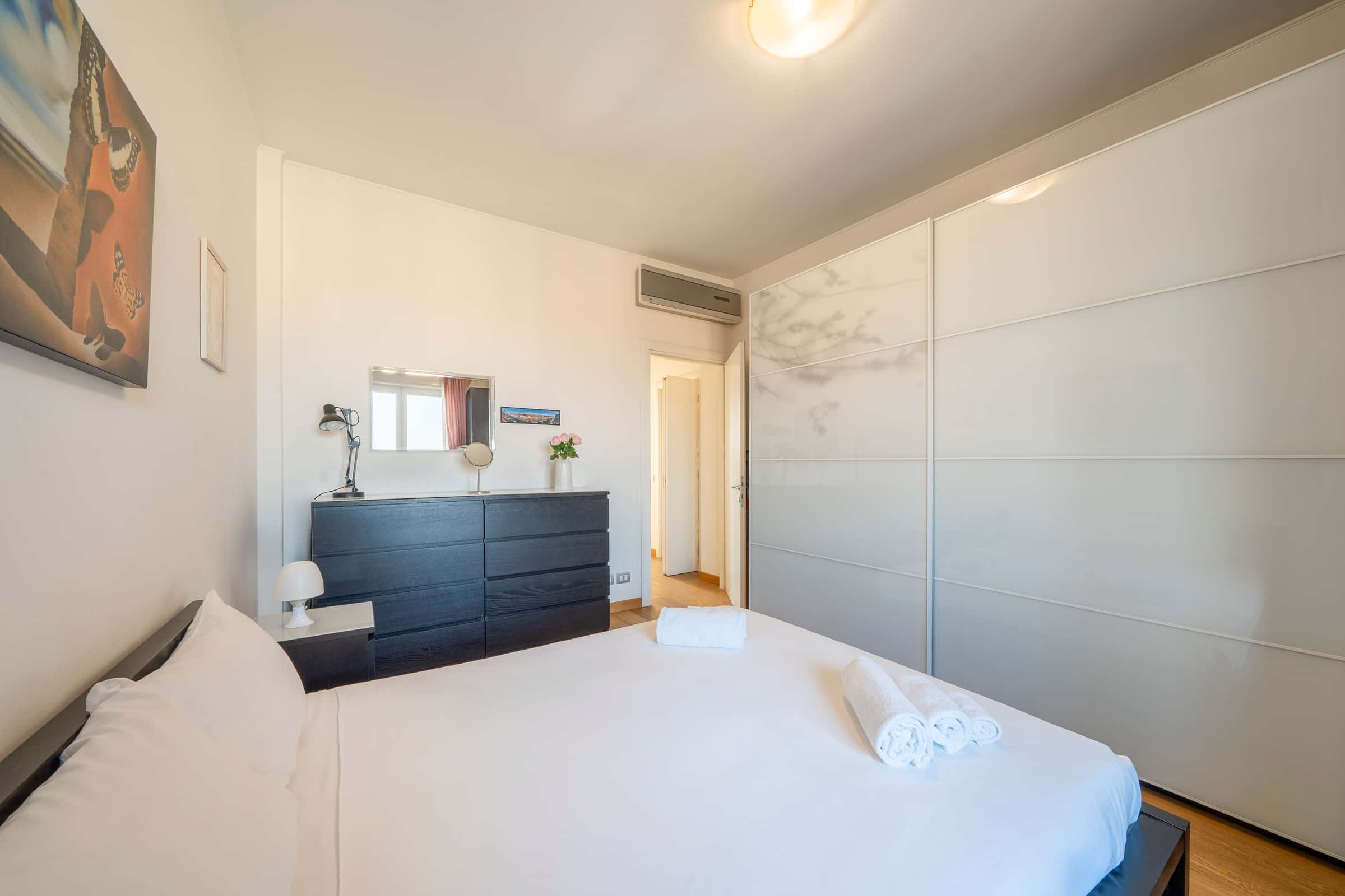 Apartment Milan, 2 beds — photo 29