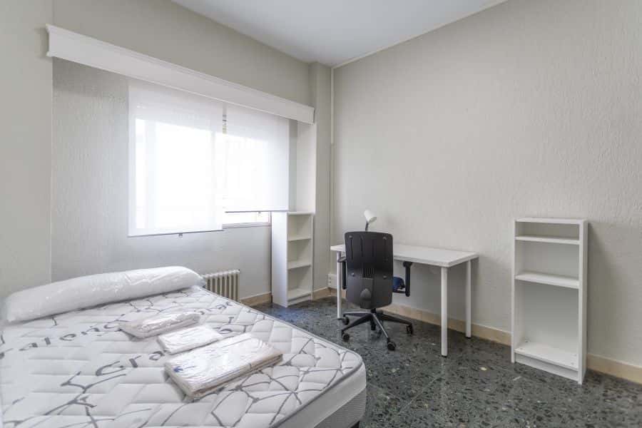 Habitación en piso de 6 habitaciones