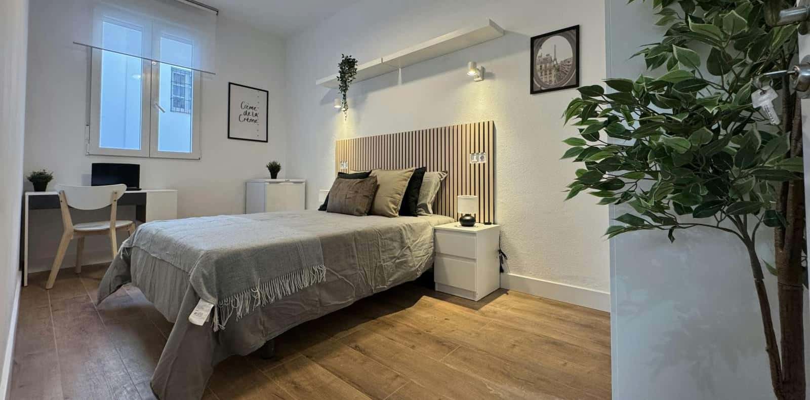 Double bed in