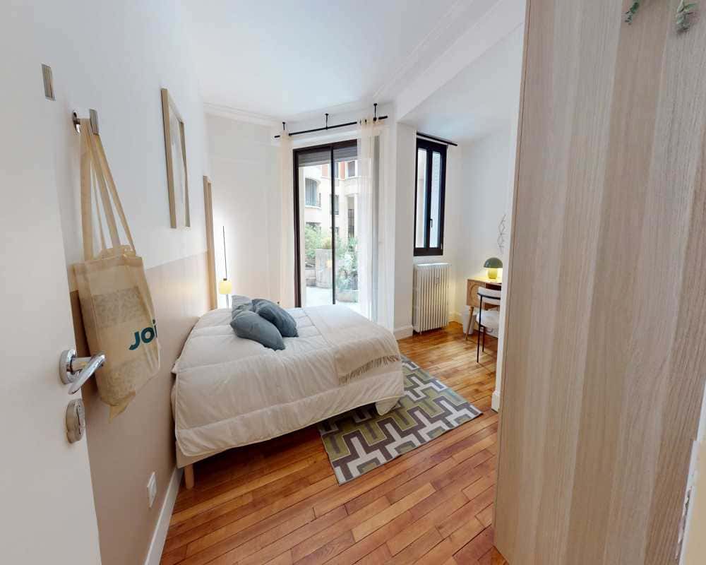 Chambre dans le Avenue de Montaigne