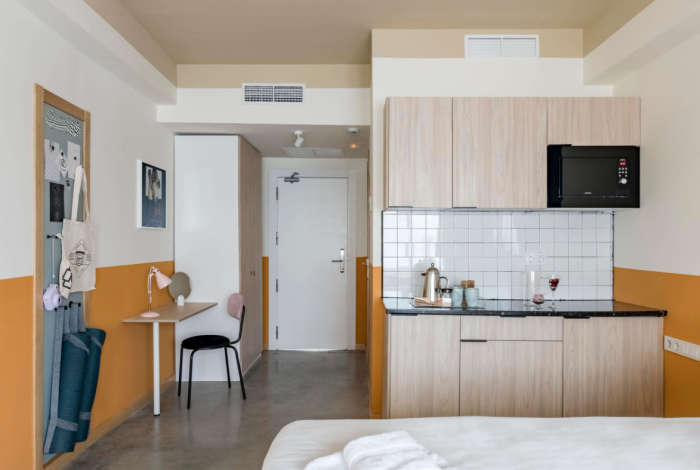 Listing photo thumbnail