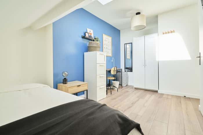 Listing photo thumbnail