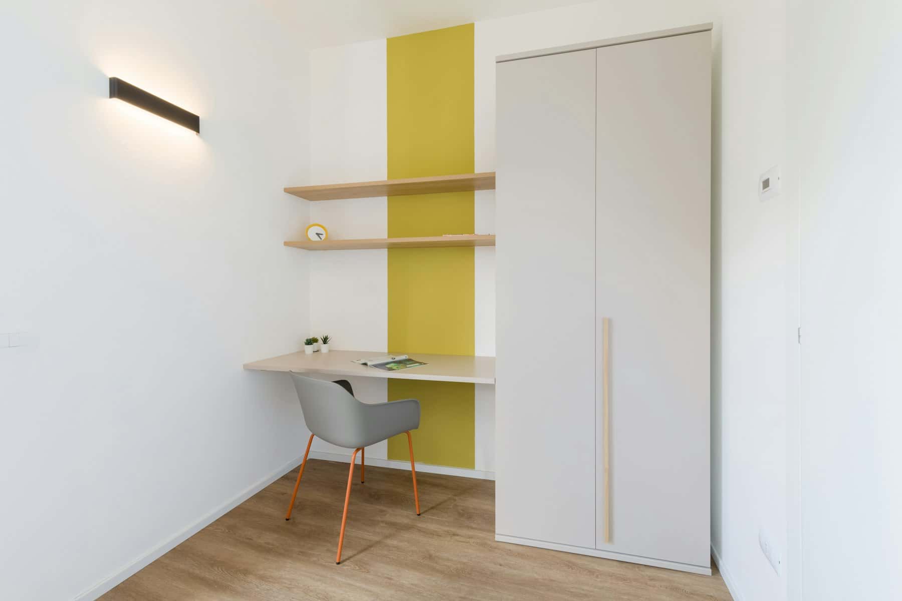 Room in Via Armari, Ferrara for 36 m² with 2 bedrooms