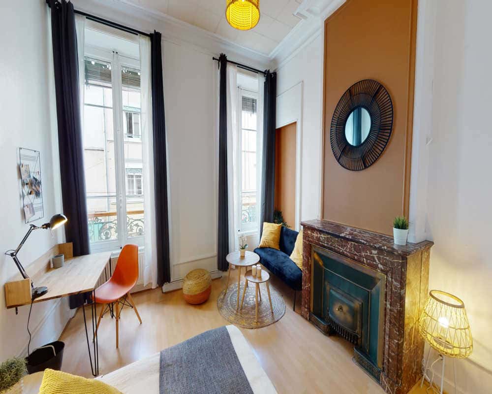 Chambre dans le rue de Marseille