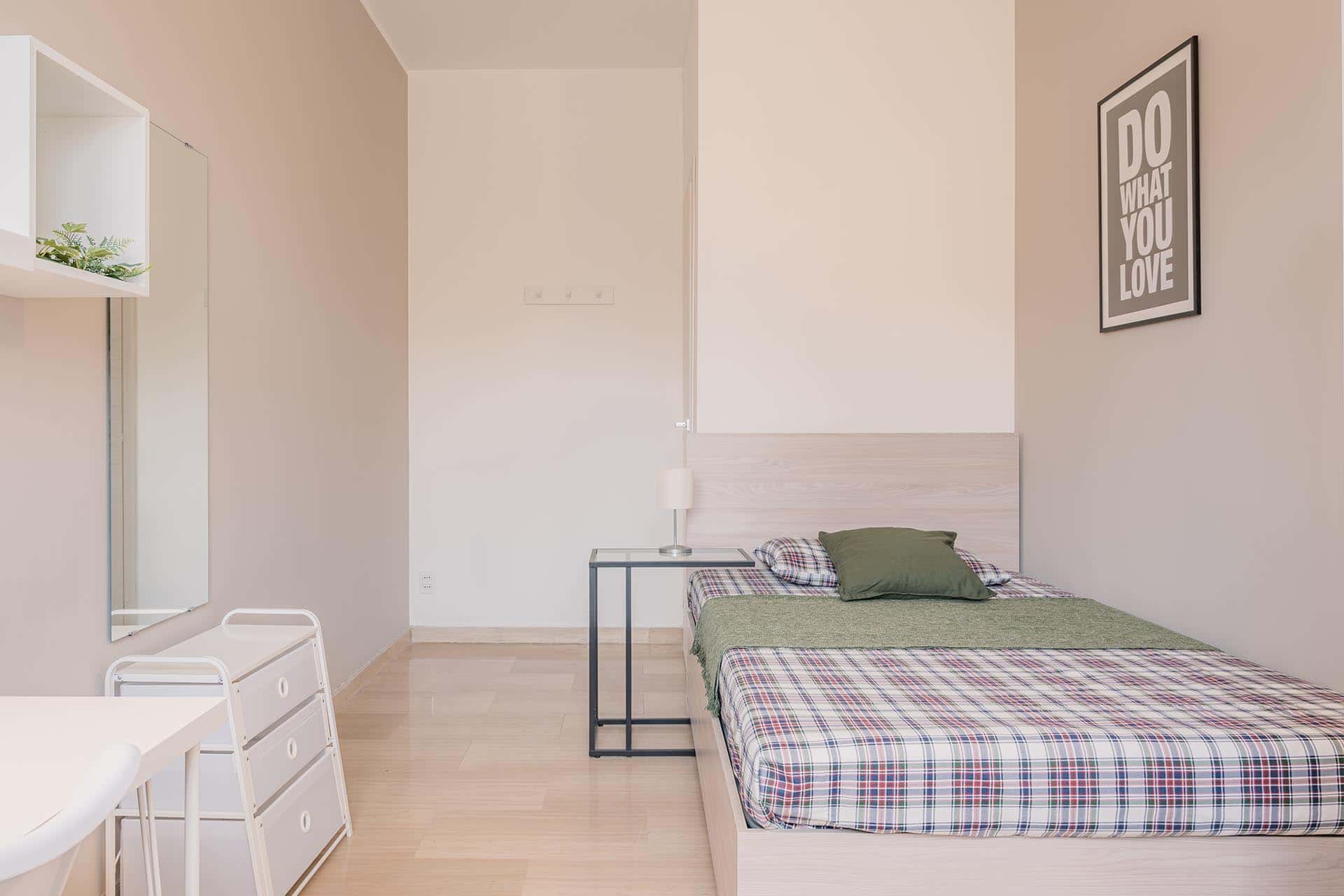 via pollak 10  private room s5