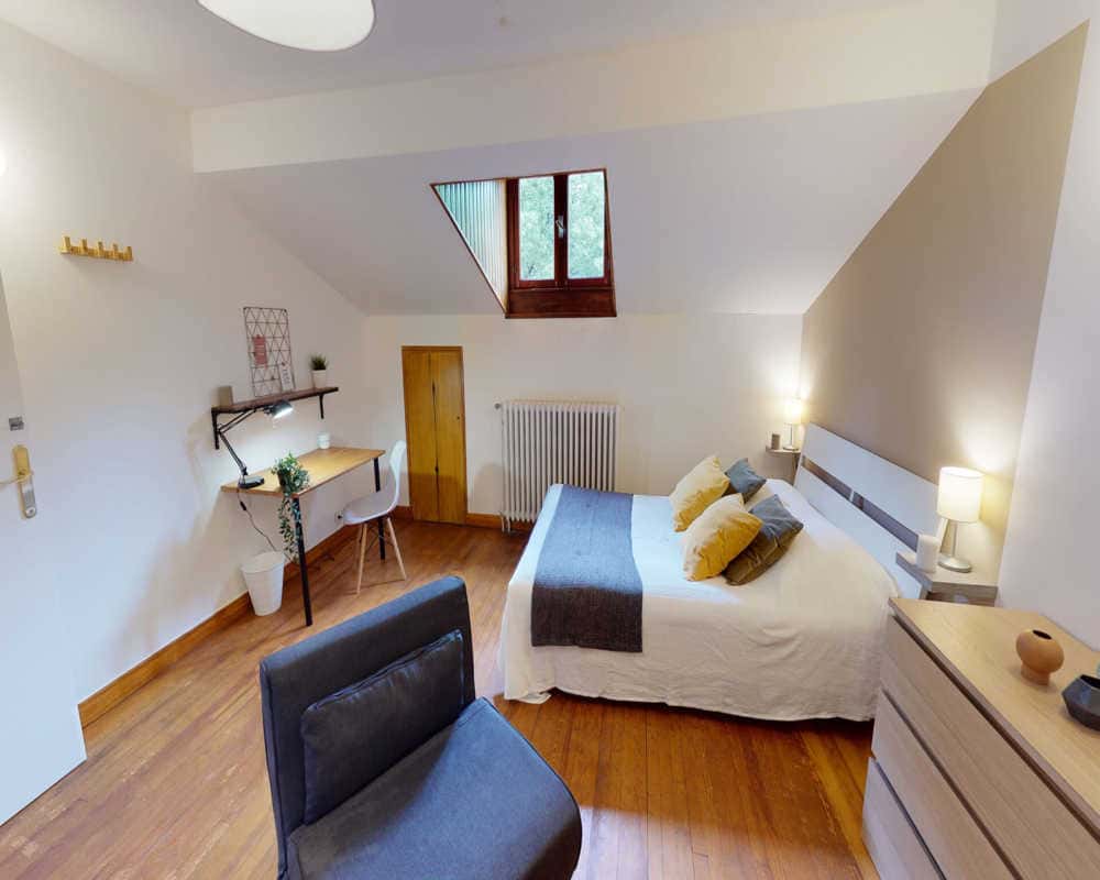 Chambre dans le bis bd du Maréchal Leclerc