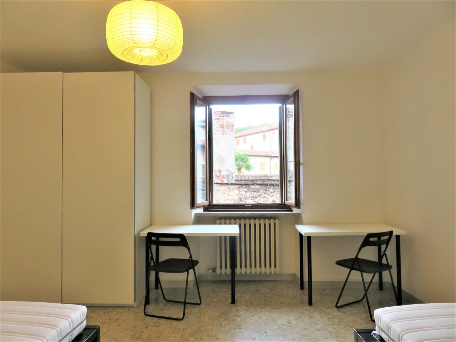 Stanza in Via Santa Chiara, Verona di 61 m² con 3 camere