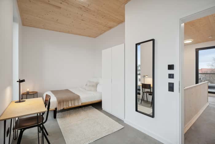 Listing photo thumbnail