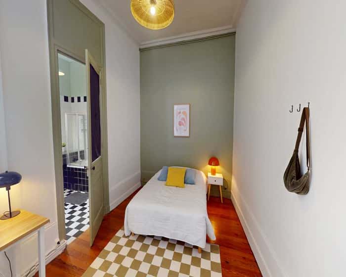 Listing photo thumbnail