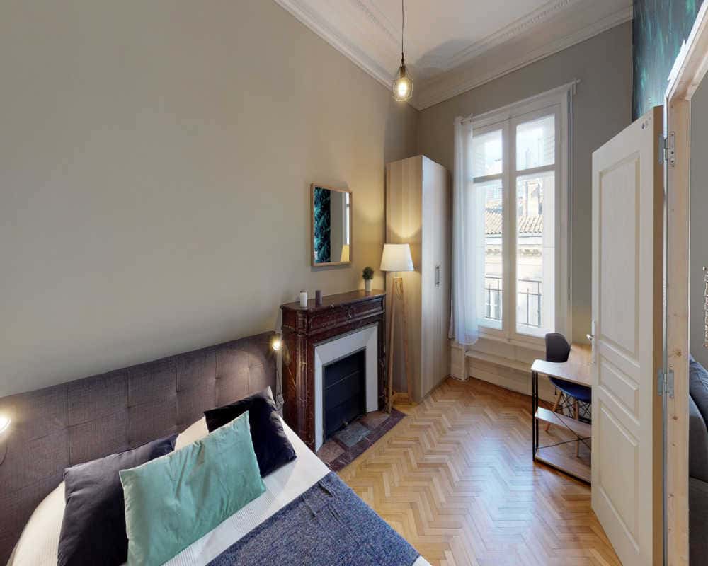 Chambre dans le rue Vital Carles