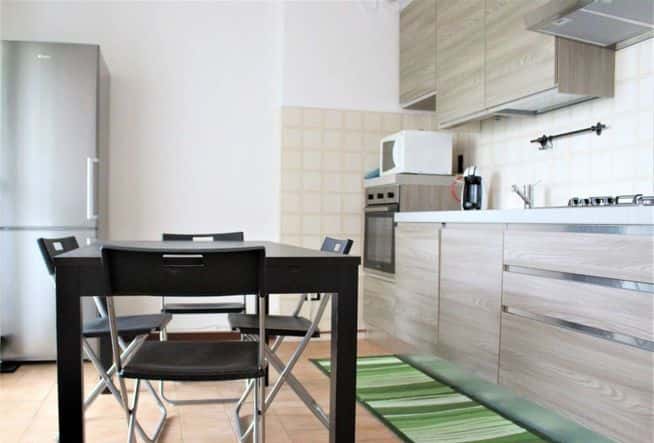 Stanza in Via Cascina dei Prati, Milano di 80 m² con 2 camere