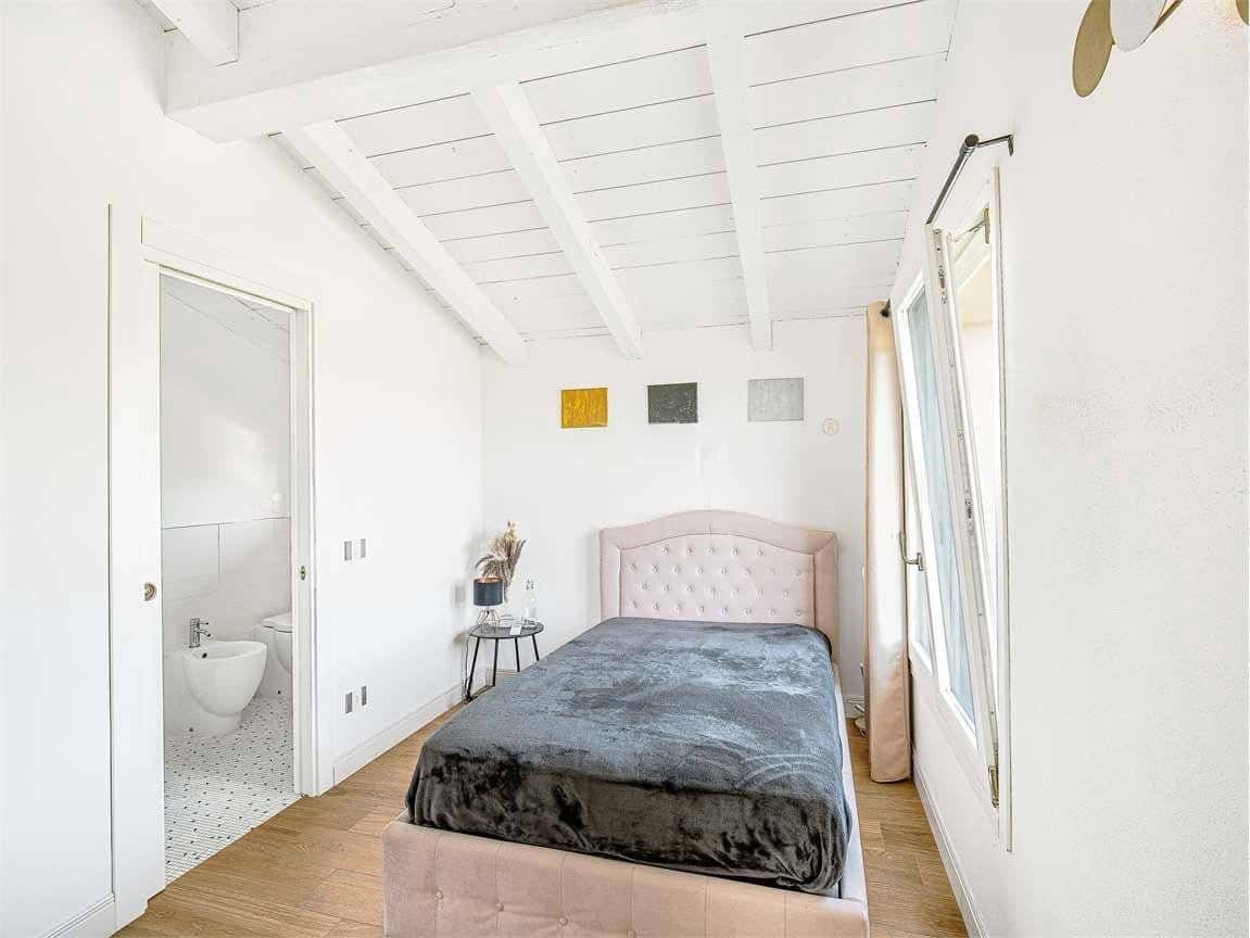 Download room - Co-Loft in Lamporecchio, Tuscany