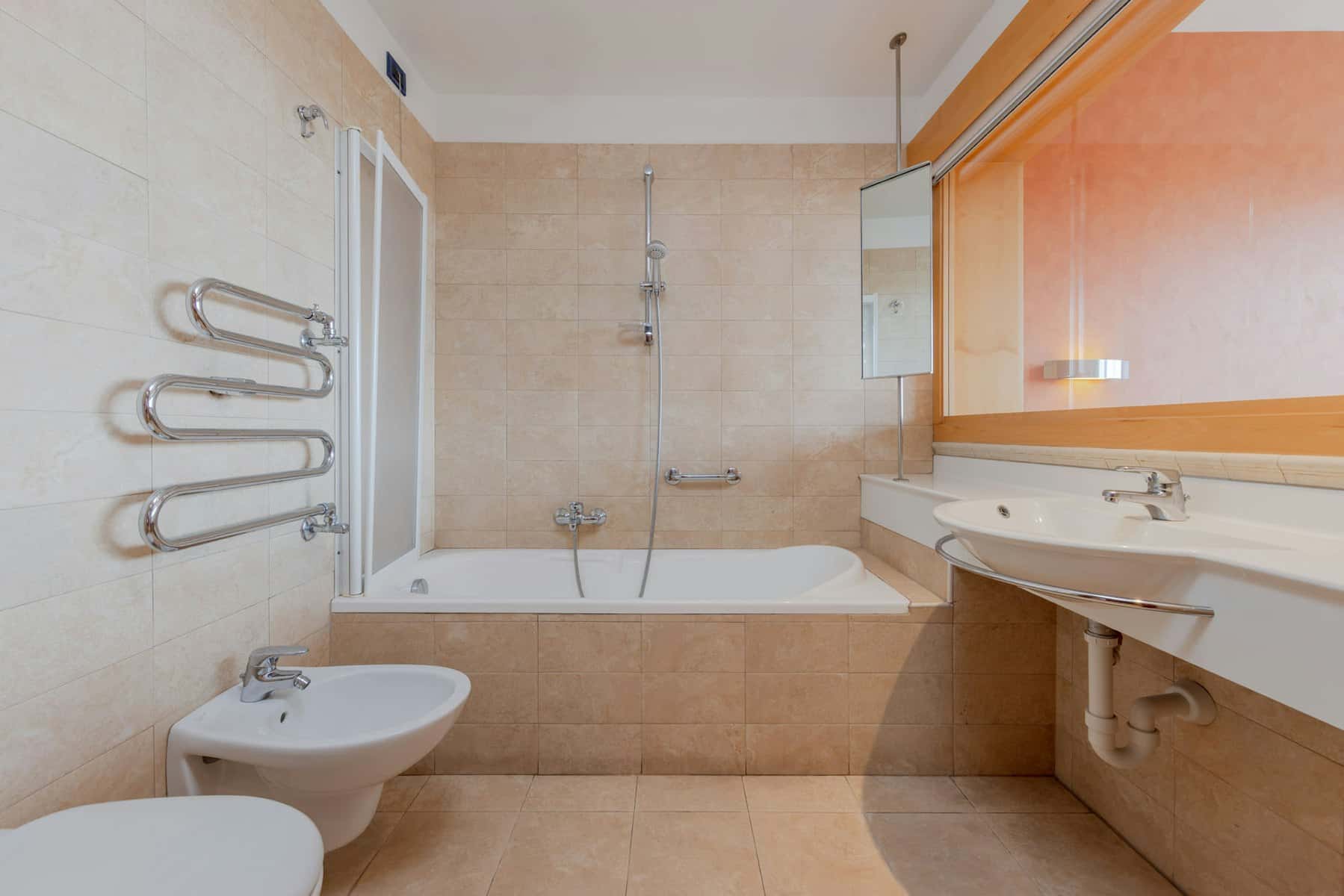 Room in Lungo Dora Napoli, Torino for 1100 m² with 10 bedrooms