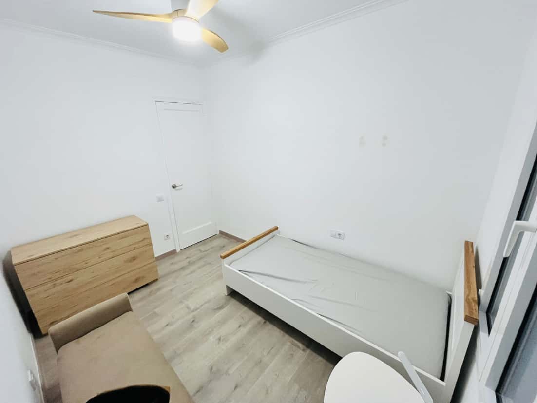 Habitaacion privada cerca a la Sagrada Familia, Barcelona