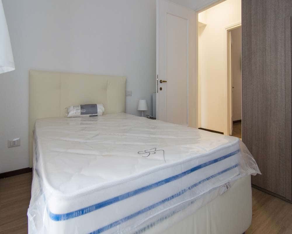 Stanza in Via Francesco Reina