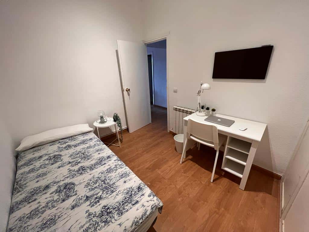 Habitación privada en Jesus del Valle , Madrid