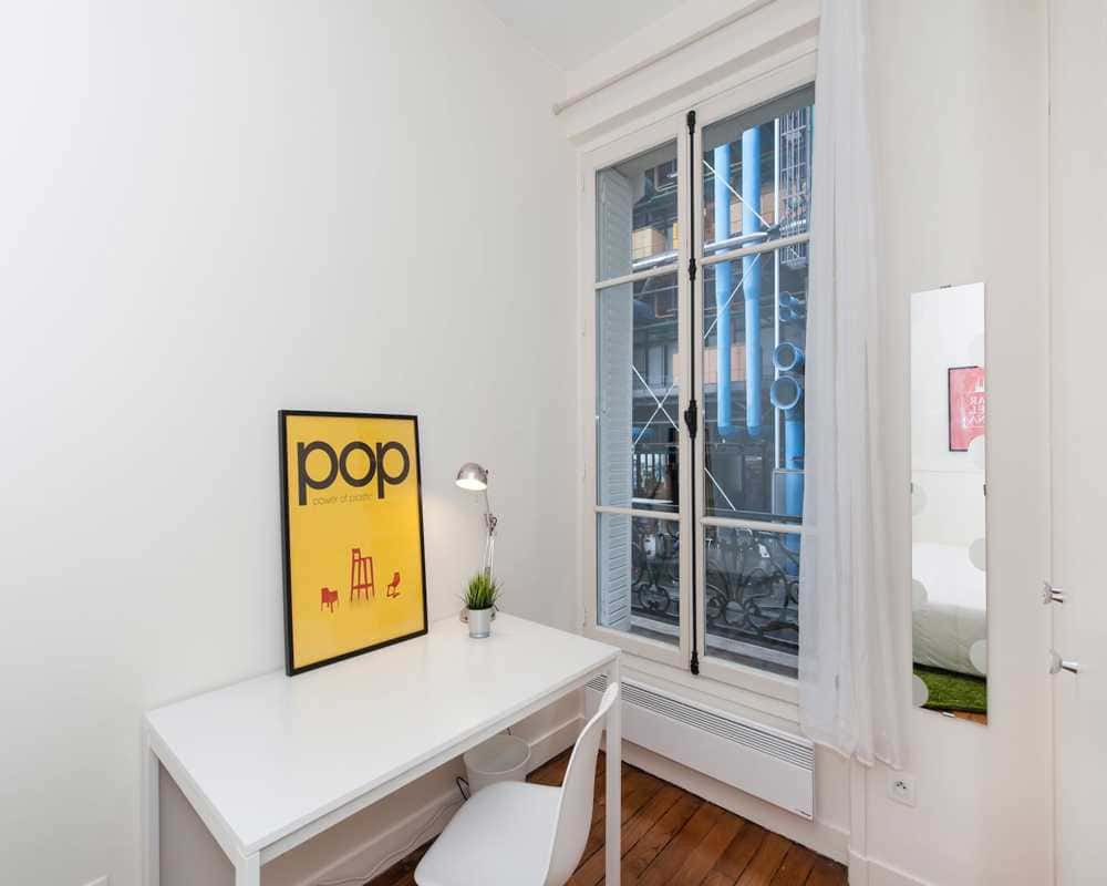 Chambre dans le rue du Renard