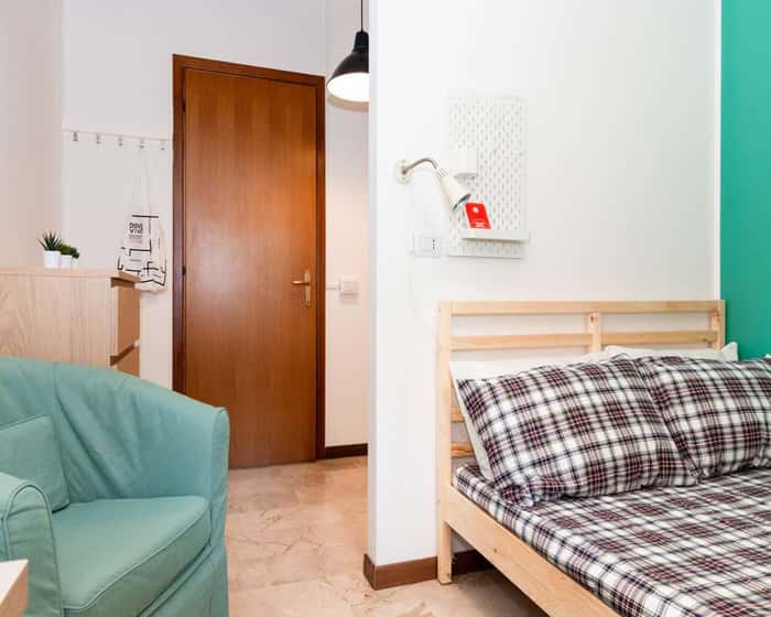 Listing photo thumbnail