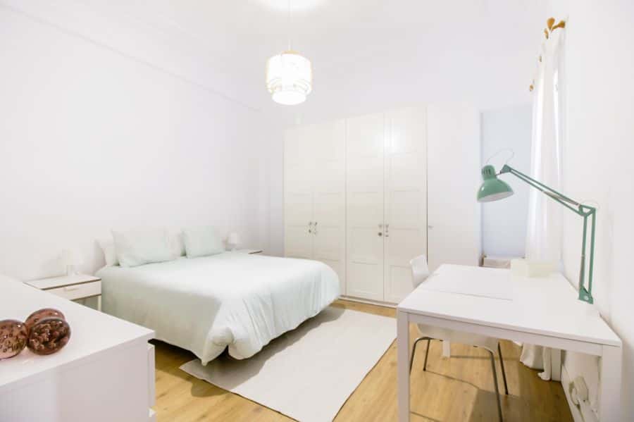 Habitación en piso de 6 habitaciones en La Petxina