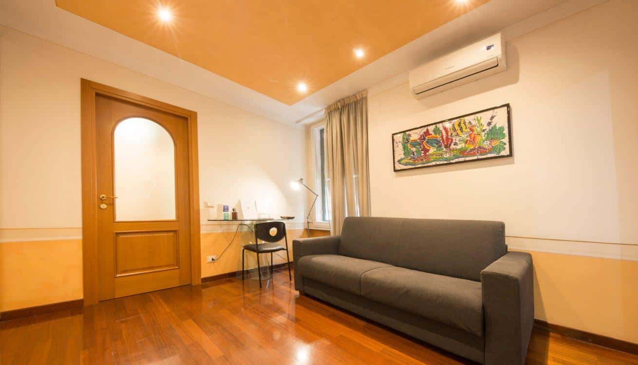Apartment Genoa, 1 bed — photo 163
