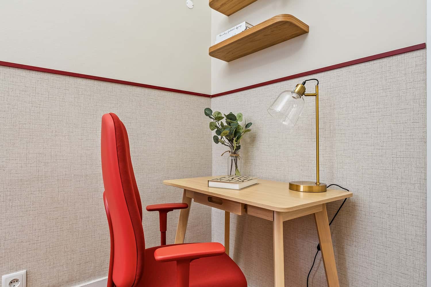 Room 4 - 83. Rua da Emenda 111 1