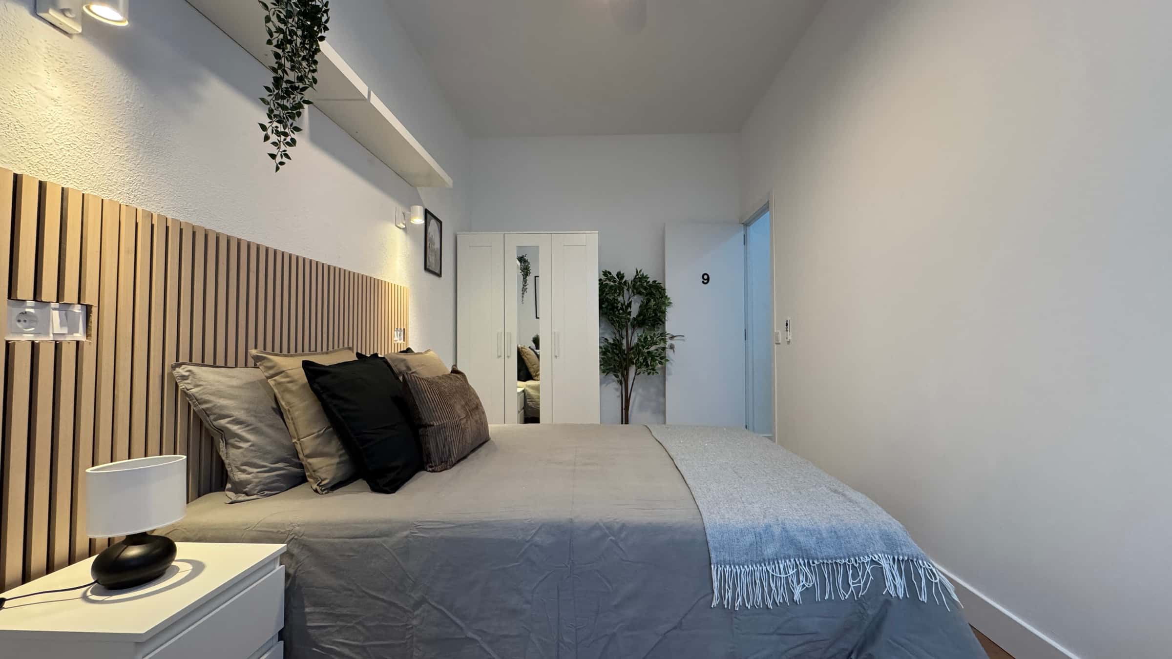 Chambre dans Calle de Concepción Jerónima, Madrid pour 180 m² avec 9 chambres