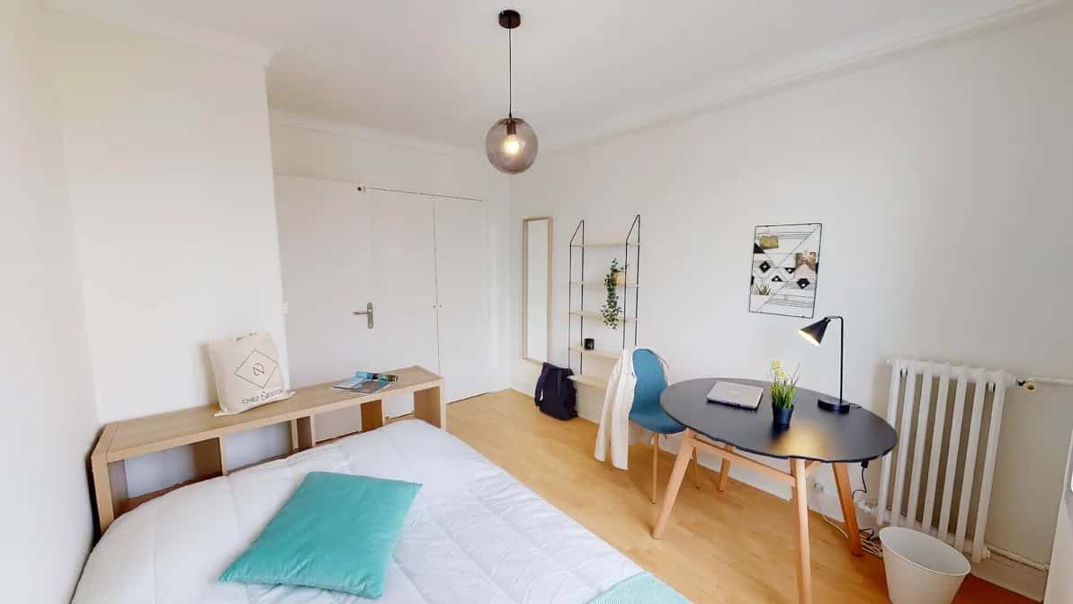 Quarto em Rue de Saussure, Paris para 90 m² com 4 quartos