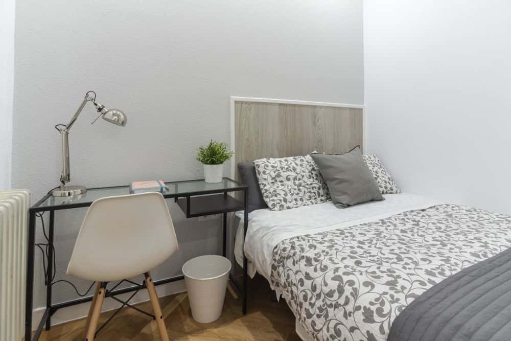 Espaciosa habitación en Plaza de Santa Ana