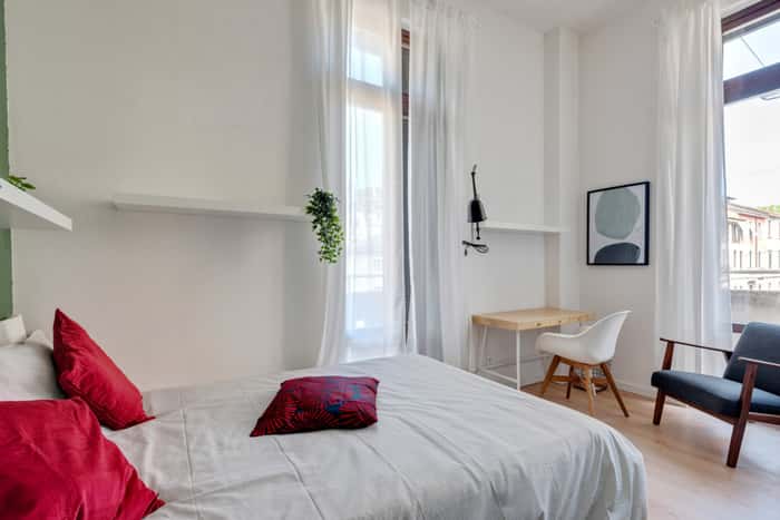 Listing photo thumbnail