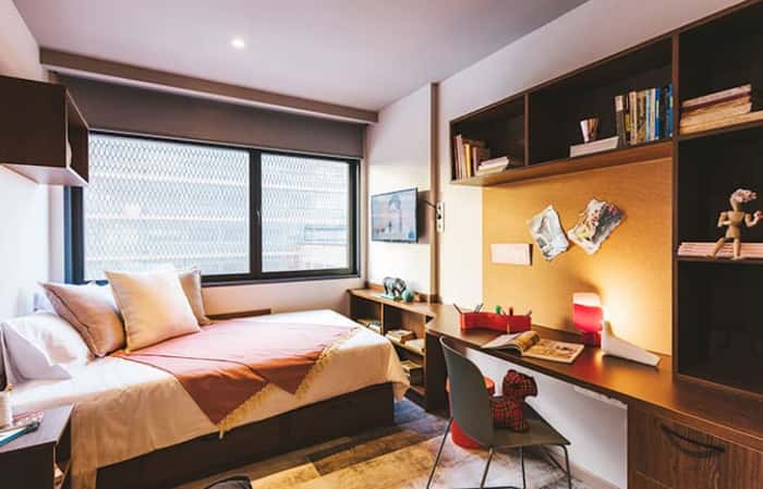 Listing photo thumbnail