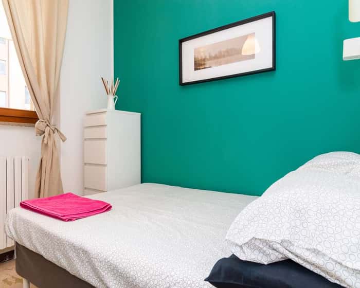 Listing photo thumbnail