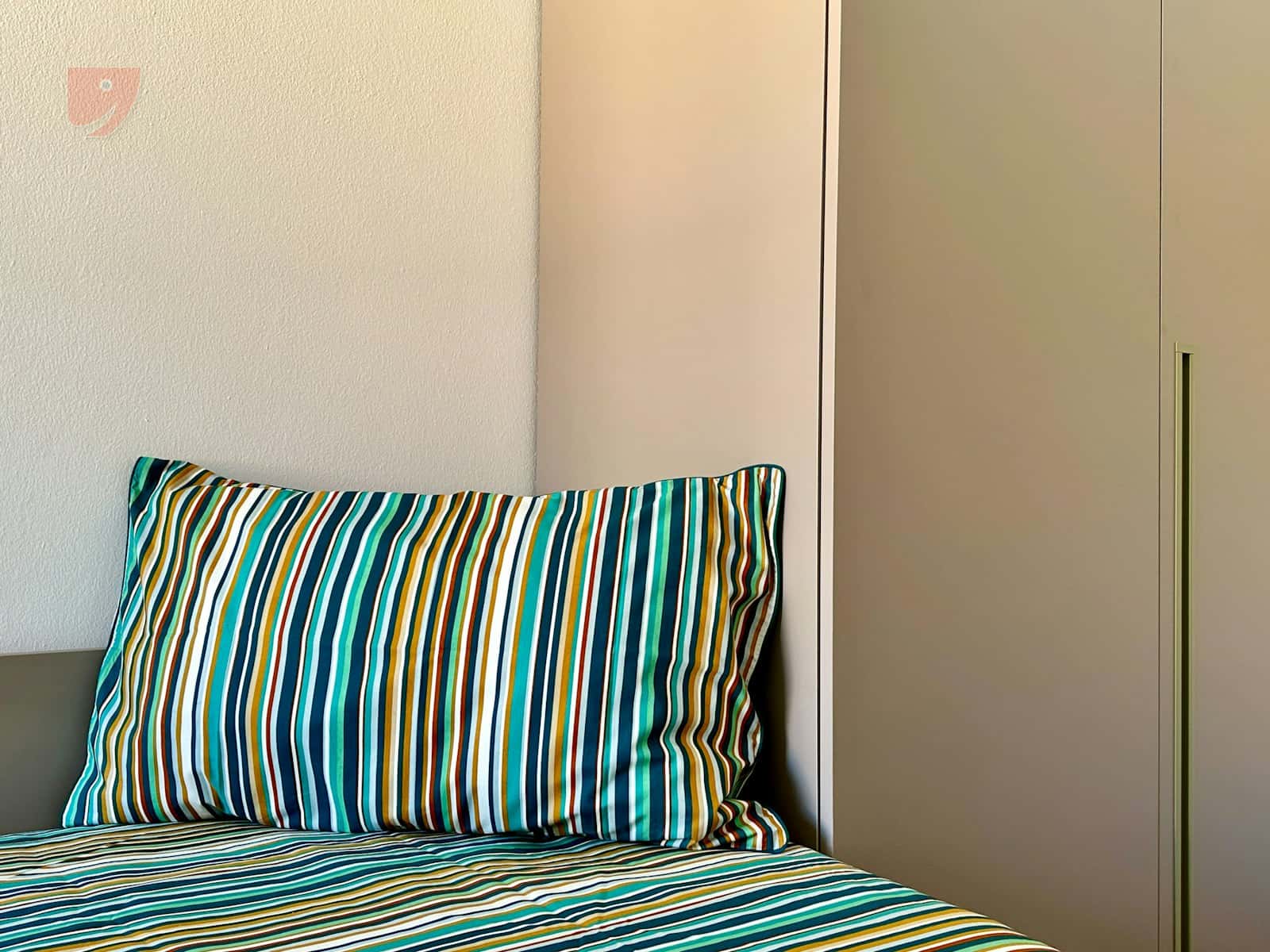 Room in Via Montebello, Ferrara for 110 m² with 7 bedrooms
