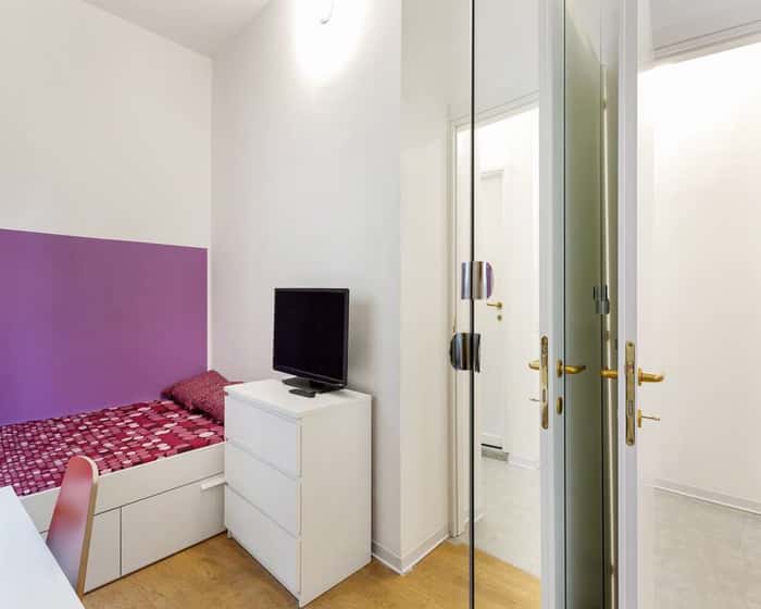 Listing photo thumbnail