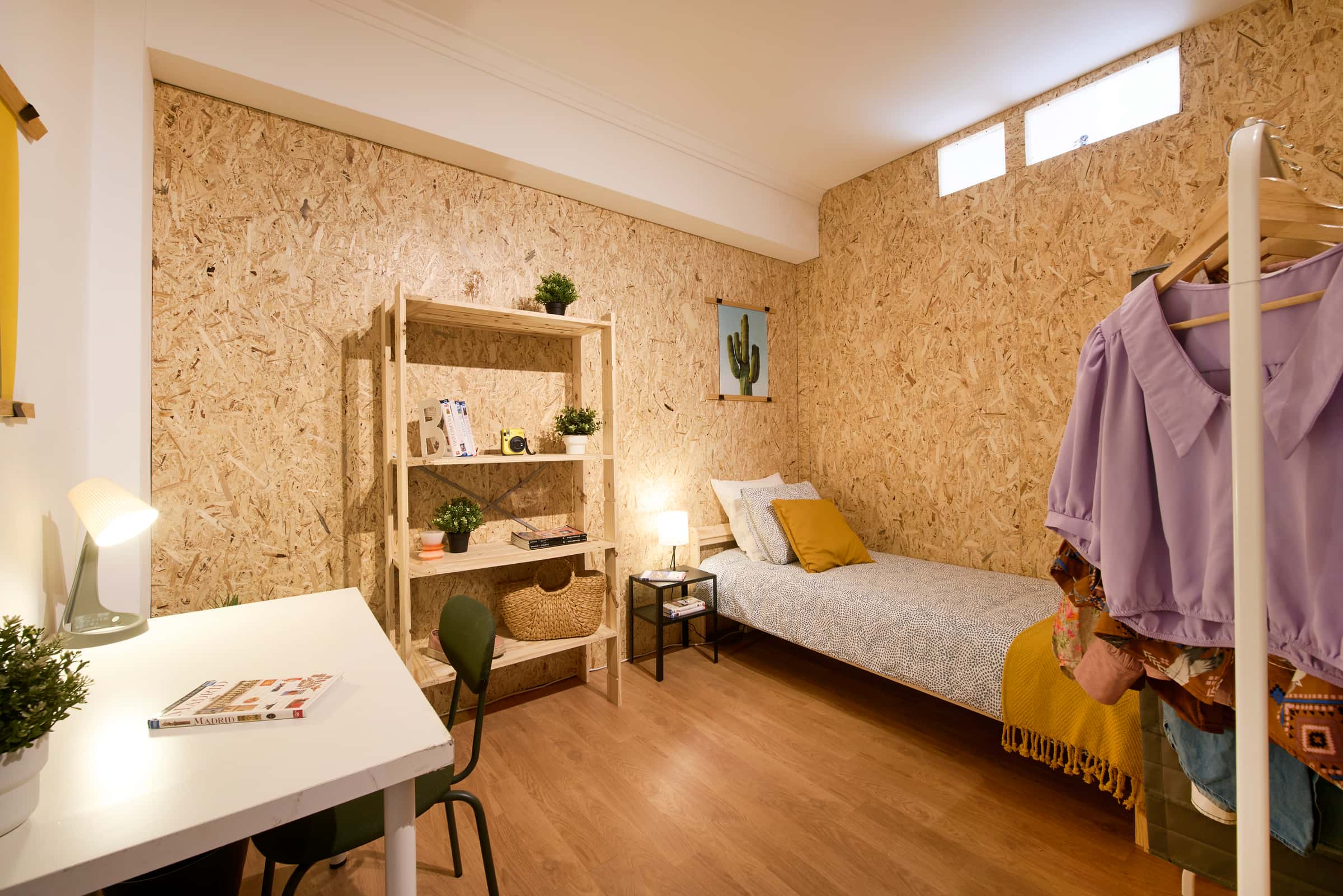 Comfortable interior bedroom in Shared Apartment, Lisbon - Room 4